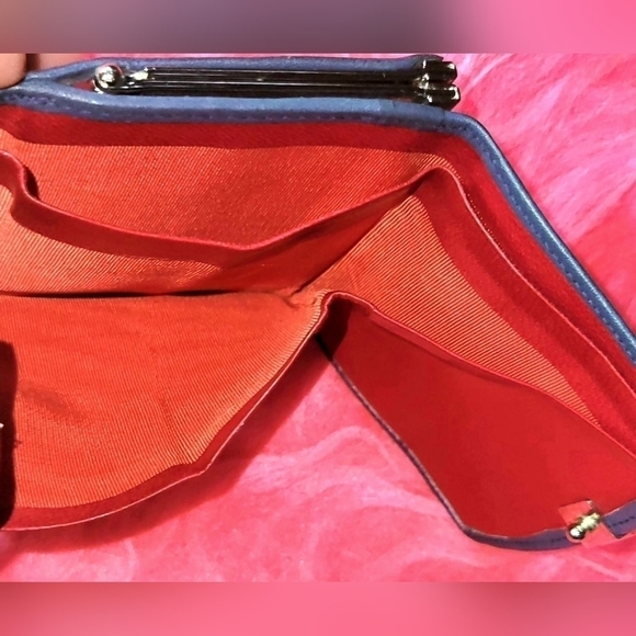 Saks Fifth  Avenue leather mini wallet - Picture 6 of 7